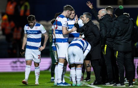 Martí Cifuentes talks to his QPR players during the game against Plymouth