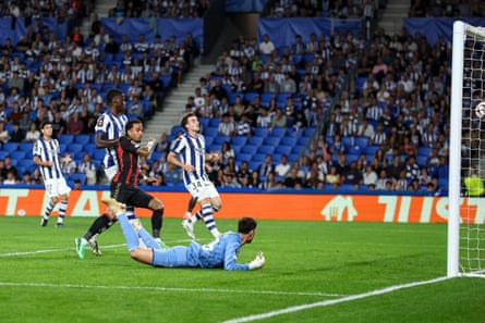Justin Kluivert scores BournemouthâÂÂs first goal against Real Sociedad in the Europa League.