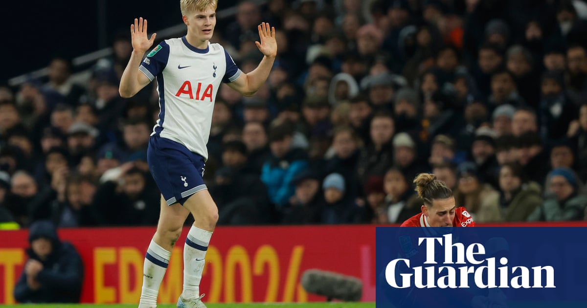 Slot and Van Dijk criticise decision not to send off Bergvall before Spurs winner Slot and Van Dijk criticise decision not to send off Bergvall before Spurs winner