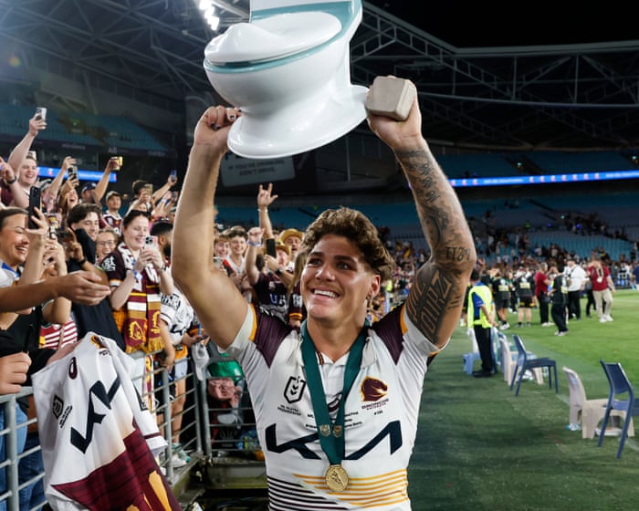 Swaggering Reece Walsh reaches NRL summit with ascendant grand final display | Jack Snape