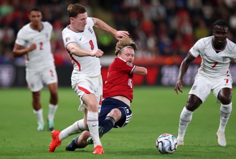Pavel Sulc of Czechia fouls Elliot Anderson of England resulting in a red card.