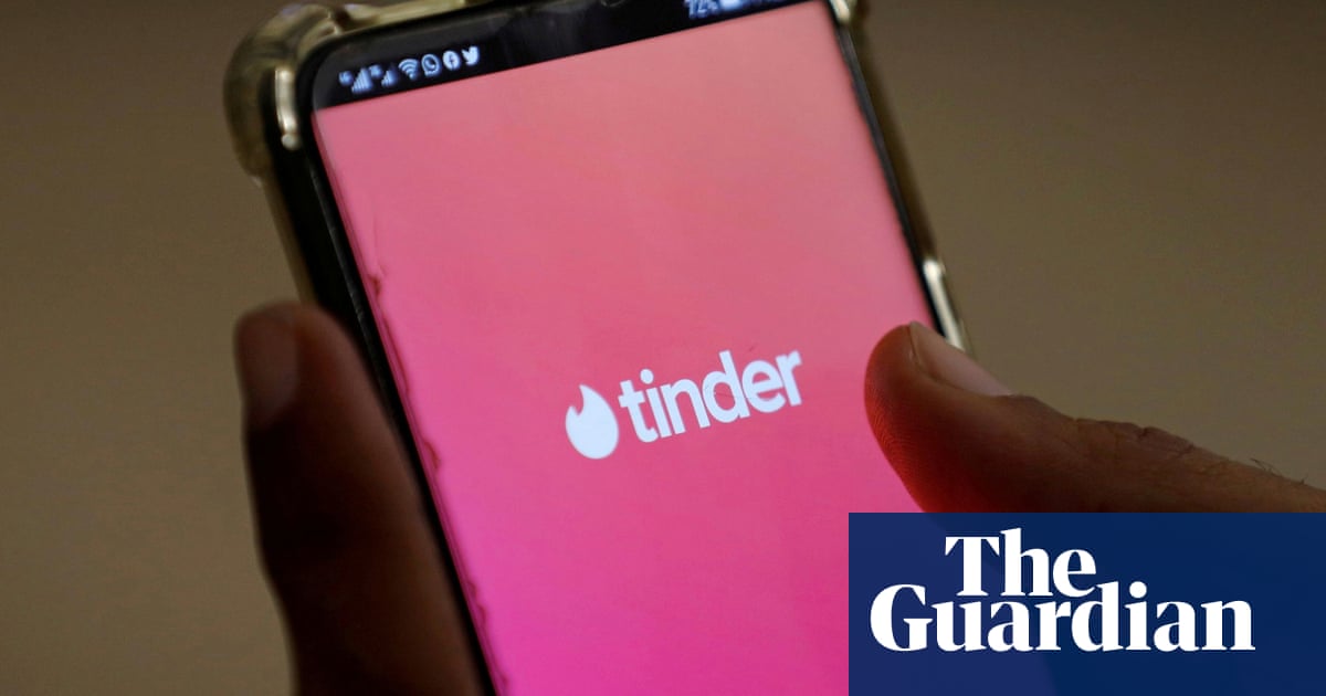 Hampshire Tinder fraudster jailed after conning woman for £150000