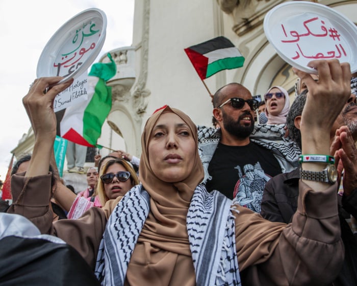 Trump says Gaza peace deal ‘very close’ as Israel continues airstrikes