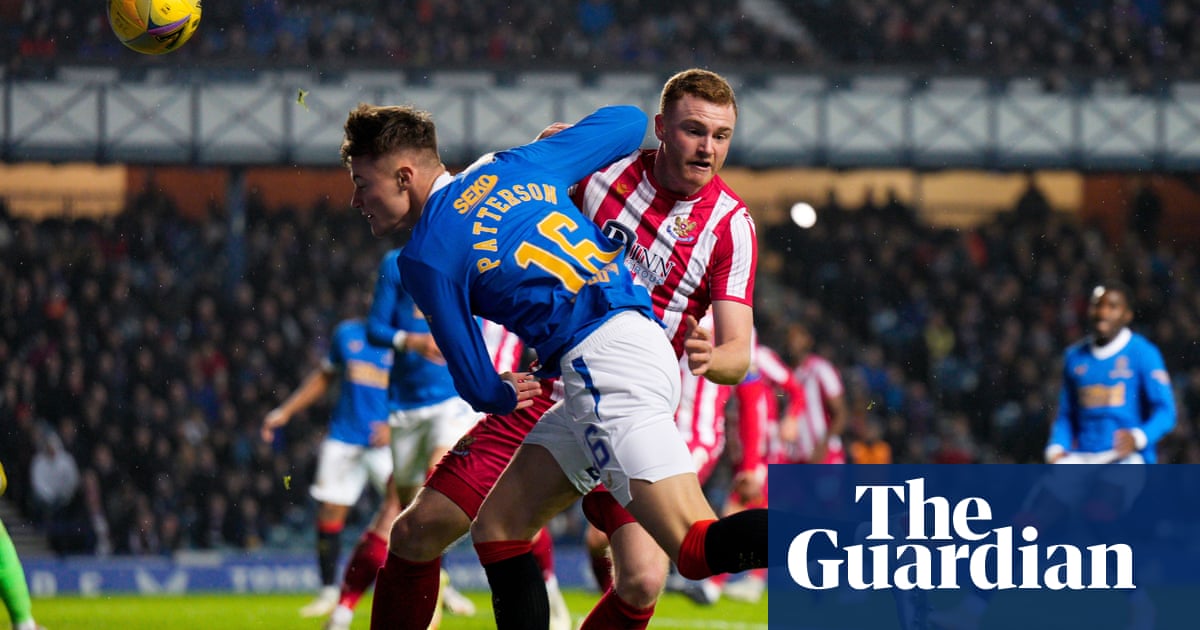 Everton set to make third attempt to sign Rangers’ Nathan Patterson