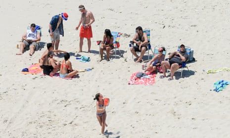 Chris Christie with family and friends on the beach