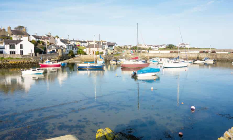 Bahía Cemaes Anglesey