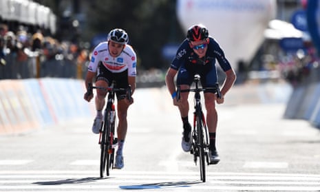 Giro d'Italia: Hindley and Geoghegan Hart level at top after dramatic ...