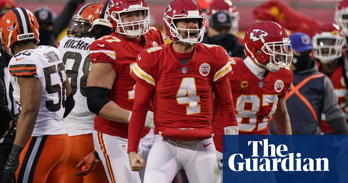 Chiefs overcome loss of Mahomes while Buccaneers end Saints hopes