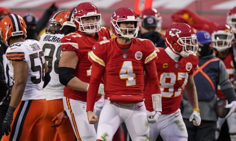 Chad Henne came off the bench to clinch a place in the AFC Championship game for the Kansas City Chiefs