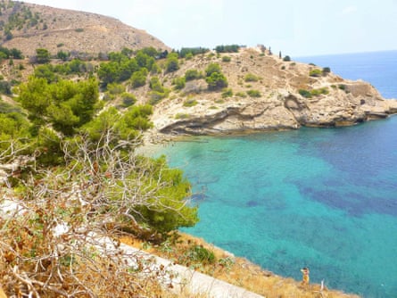 Cala Almadraba.