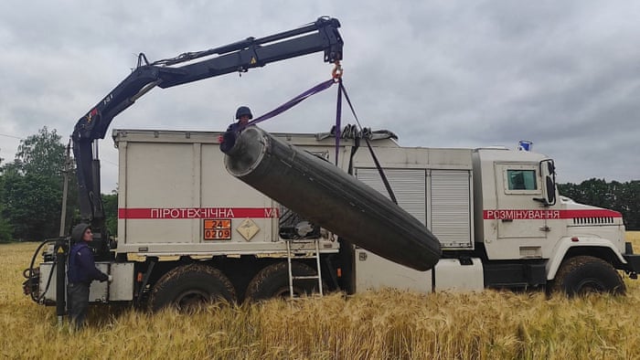 Russia-Ukraine war: Kyiv and Moscow sign deal to allow grain exports from blockaded Black Sea ports – live 11 Sappers of Ukraine’s state emergency service load on to a truck a part of a missile found in a wheat field in the Mykolaiv Region.
