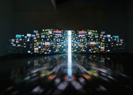 Sarah Sze – Sleepers, 2024.