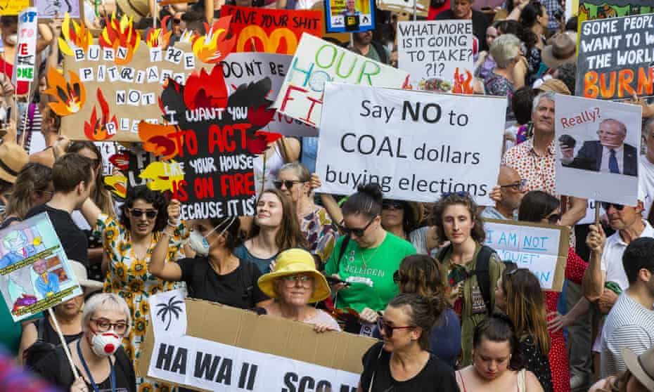 Protesters rally in Sydney for climate action
