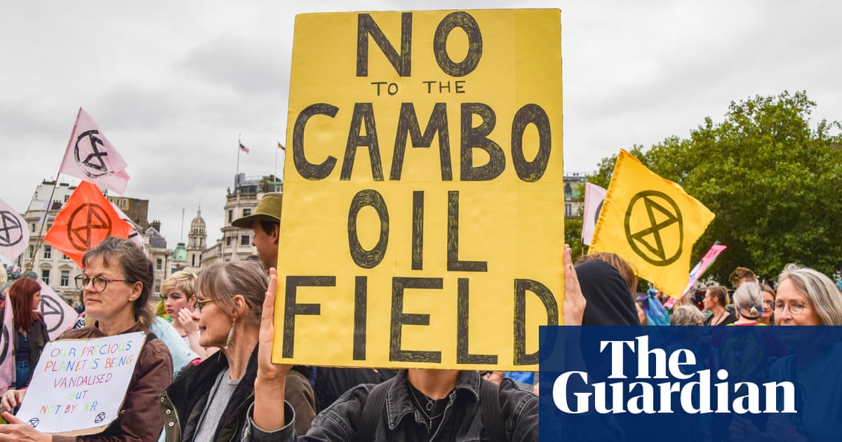 Work on Cambo oilfield paused after Shell withdrawal