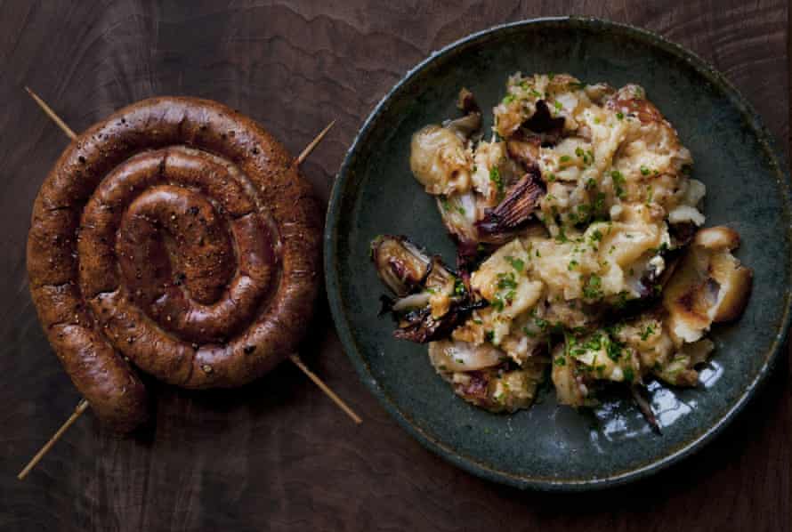 Nigel Slater’s cumberland sausage with shallot and cheddar roast potato mash.