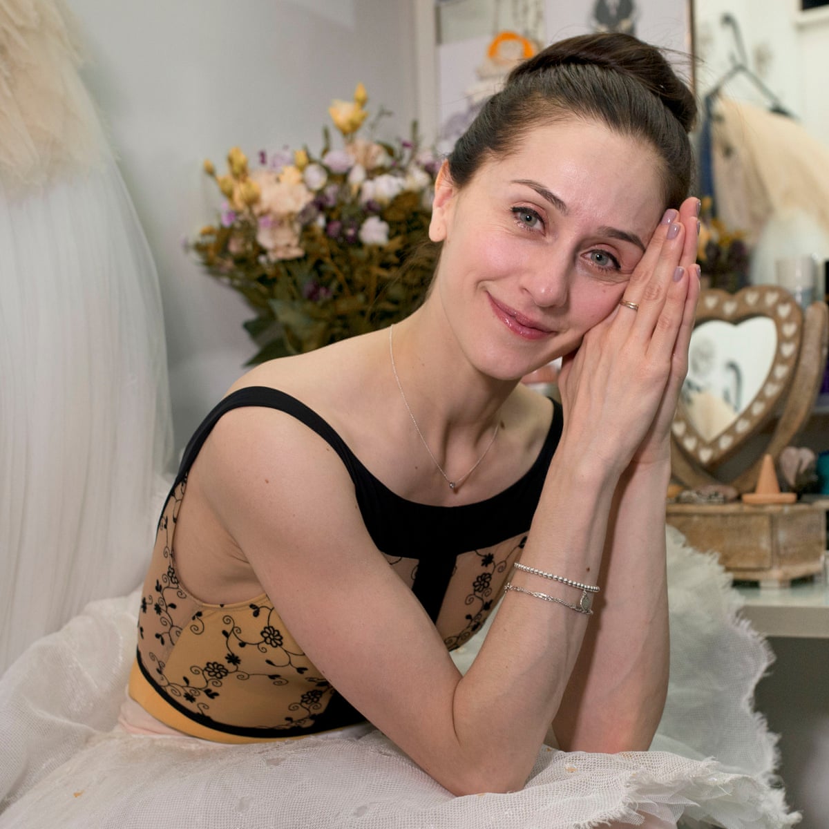 Frill slepkava orderi marianela nunez ballerina Bezpajumtnieki slikts