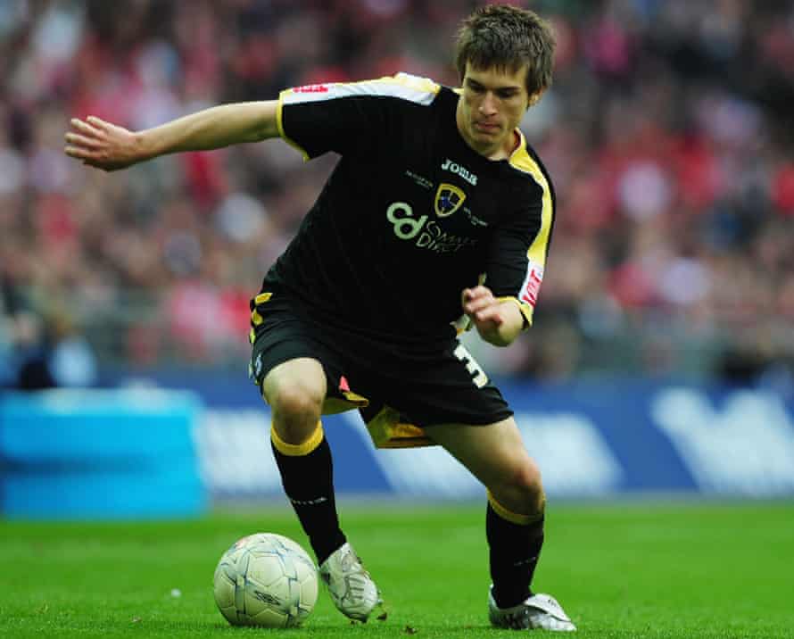 Aaron Ramsey in action for Cardiff in 2008