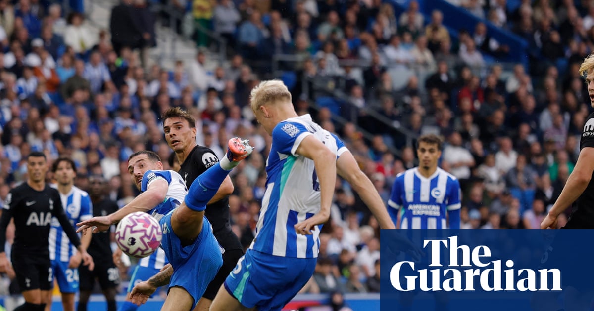 Van Heckes Eigentor besiegelt Tottenhams Comeback, nachdem Brighton einen ...