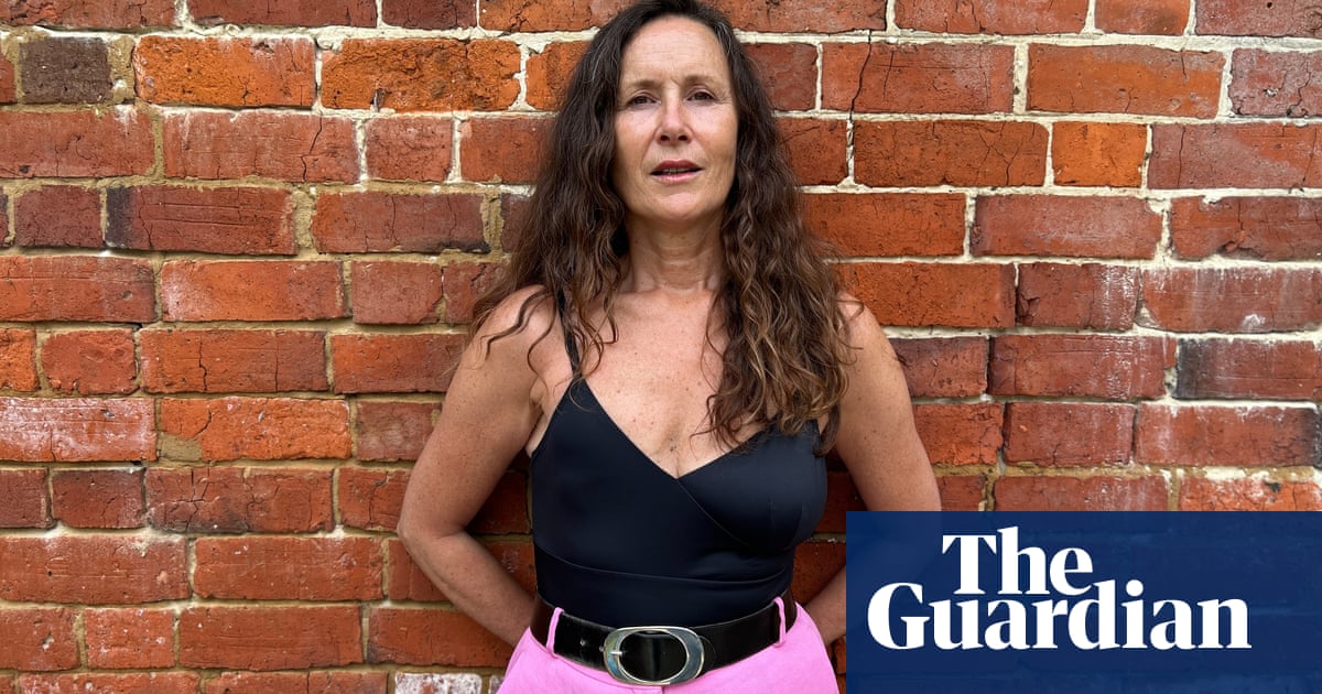 A moment that changed me: 'I removed my prosthetic breast - and left shame  behind', Breast cancer