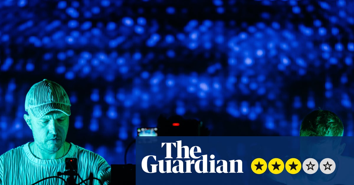 Overmono review – irresistible dance duo swap club intimacy for well-earned spectacle | Dance music Overmono review – irresistible dance duo swap club intimacy for well-earned spectacle | Dance music