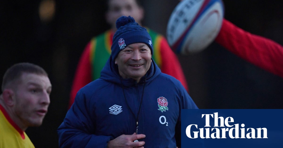 Eddie Jones believes fewer breaks in play would unleash attacking rugby