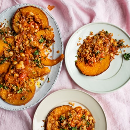 Baked squash, haricot beans, winter tomatoes.