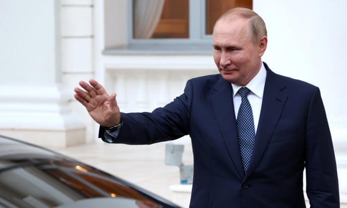 Russian President Vladimir Putin waves Turkish President Recep Tayyip Erdogan as he leaves after their talks at the Rus sanatorium in the Black Sea resort of Sochi, Russia, Friday, Aug. 5, 2022. Erdogan visited Russia Friday for talks with Russian President Vladimir Putin focusing on a grain deal brokered by Turkey and the U.N., prospects for talks on ending hostilities in Ukraine, the situation in Syria and growing economic ties between Moscow and Ankara. (Vyacheslav Prokofyev, Sputnik, Kremlin Pool Photo via AP)