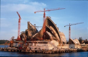 sydney opera house at