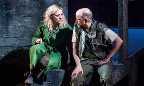 Anne-Marie Duff as Lady Macbeth and Rory Kinnear as Macbeth at the Olivier, National Theatre, directed by Rufus Norris.