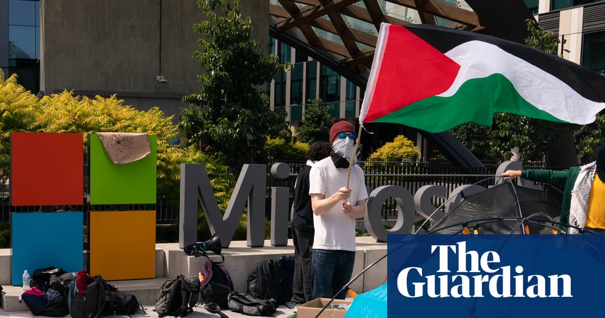 Microsoft workers occupy HQ in protest against company’s ties to Israeli military