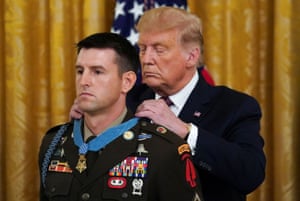 Donald Trump presents the Medal of Honor to Army Sgt. Maj. Thomas P. Payne.
