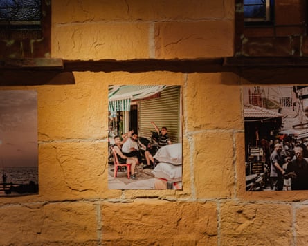 The exhibition contained photographs of the Lebanese diaspora.