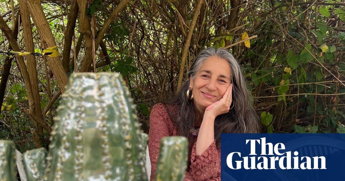 Woman with stage 4 cancer has welfare benefit stopped after falling ill abroad