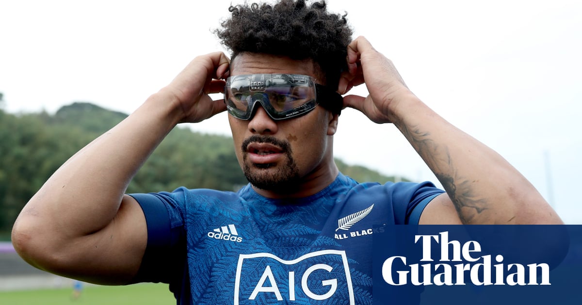 Rugby goggles: All Blacks Ardie Savea to make history with protective eyewear