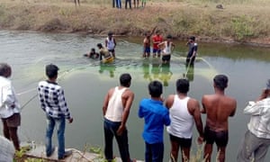 Bus crash in Mandya, Karnataka