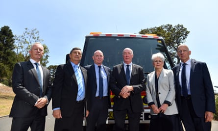 Emergency Leaders for Climate Action, from left: Greg Mullins, Lee Johnson, Peter Dunn, Mike Brown, Naomi Brown and Craig Lapsley at a press conference in Sydney, 17 December 2019