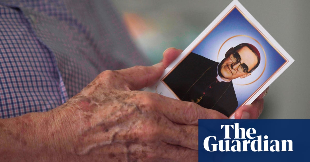 Salvadoran priest Oscar Romero to be declared saint by Pope Francis