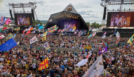 Fans watch Rod Stewart at Glastonbury Festival