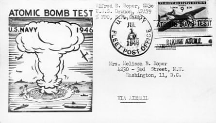 A first-day cover envelope with a drawing of a nuclear mushroom cloud franked with a stamped on the day of the test that says “atomic bomb test – Bikini atoll”