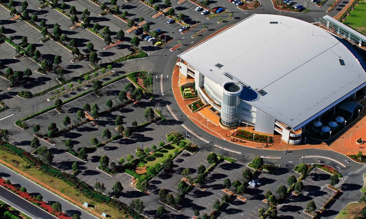 Hillsong is facing catastrophe but the Houstons will be loath ...