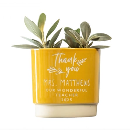 Letterfest personalised plant pot.