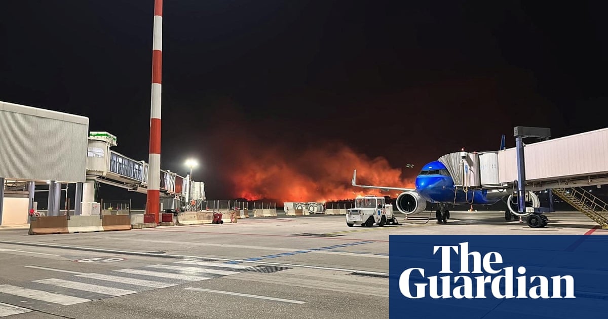 Storms and wildfires kill seven in Italy as extreme weather continues