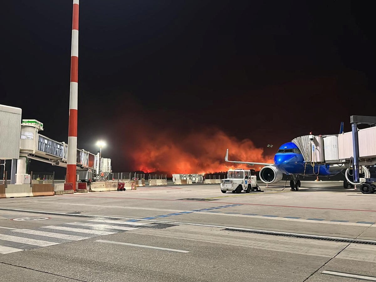 Storms and wildfires kill seven in Italy as extreme weather continues | Italy | The Guardian