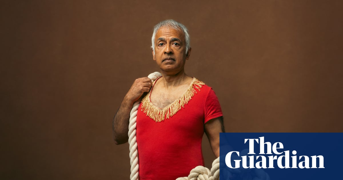 Roll up, roll up! Older generation find joy and fearlessness in circus