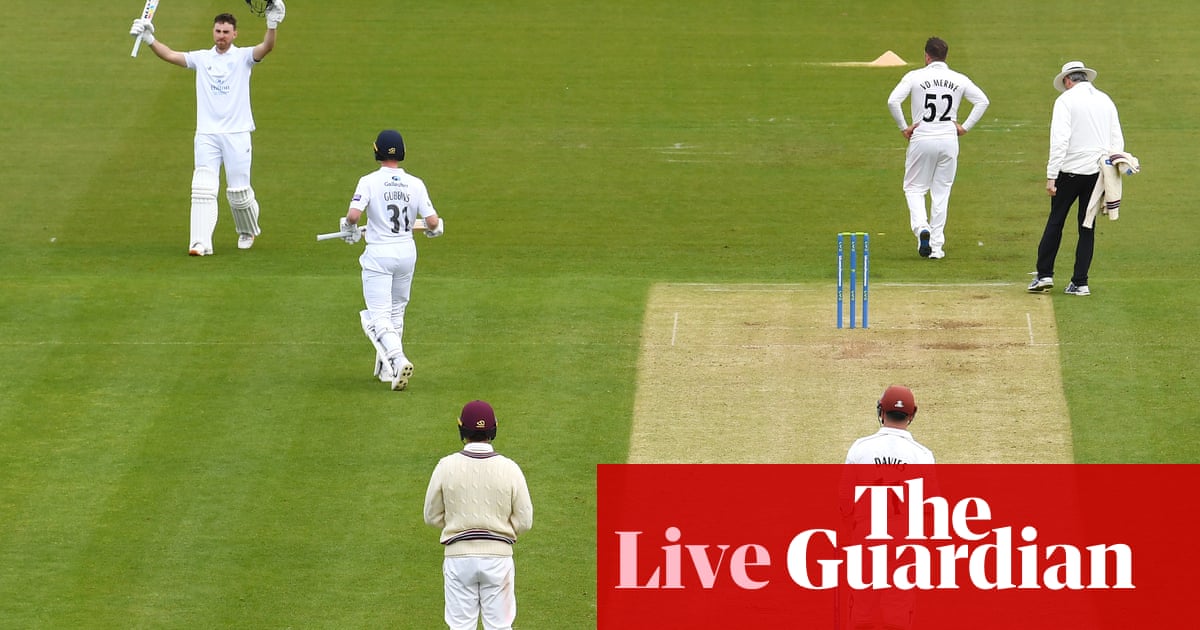 County Championship day two: Warwickshire v Surrey and more – live!