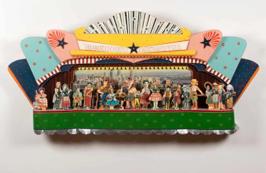 TravelGuides - Take Me Home to Tamworth: celebrating 50 years of Australia’s iconic country music festival | Music festivals 3 The Bunkhouse Orchestra (On Peel Street), by the Strutt Sisters (Catherine and Jennifer Strutt), 2011.