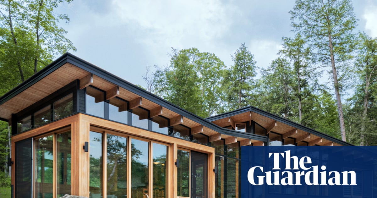 Now everyone can come to the cottage as Heated Rivalry house listed on Airbnb