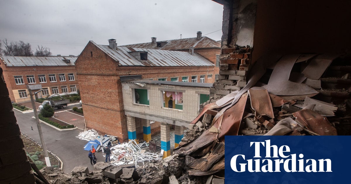 Ukraine war briefing: Kyiv’s forces battle Russian push to break through in Sumy region