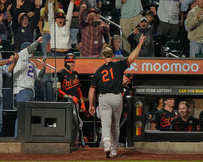 Mets fans celebrate home run against own team as returning hero Alonso goes yard
