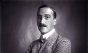 Austrian author Stefan Zweig, pictured circa 1920.